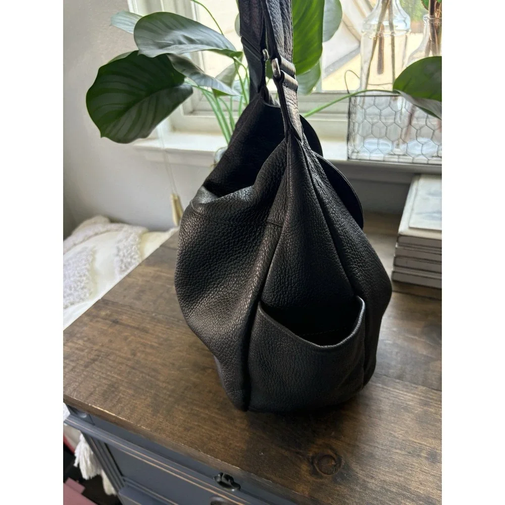Furla Vintage Y2K Black Leather Slouchy Hobo Bag Silver Ring Logo Flap